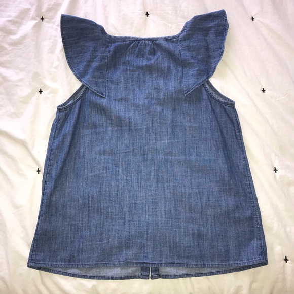 Sleeveless Chambray Flounce Top - Picture 4 of 4